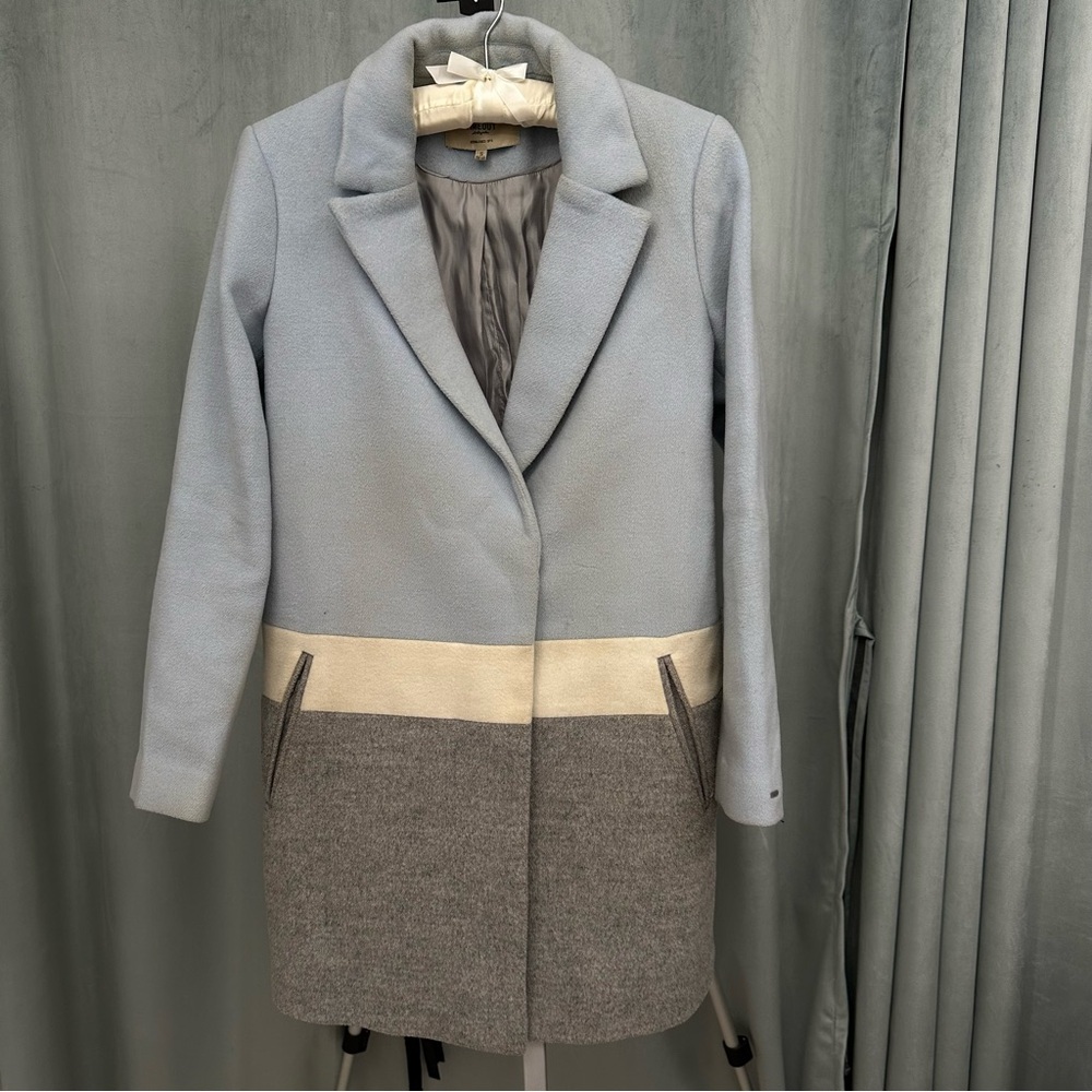 Timeout Los Angeles Light Blue and Gray Warm Coat - Size S